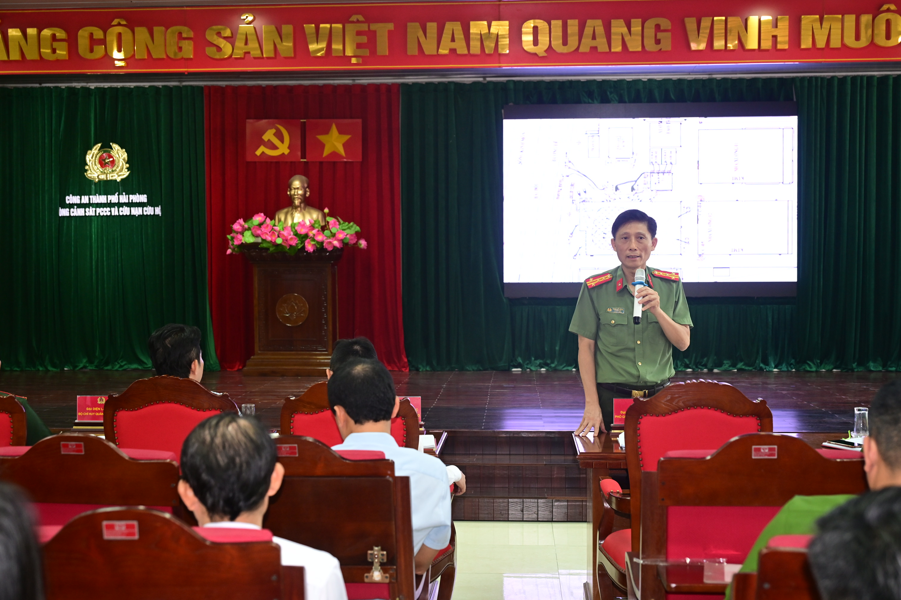 Triển khai kế hoạch diễn tập phương án chữa cháy và CNCH cấp thành phố tại Khu công nghiệp Lai Vu